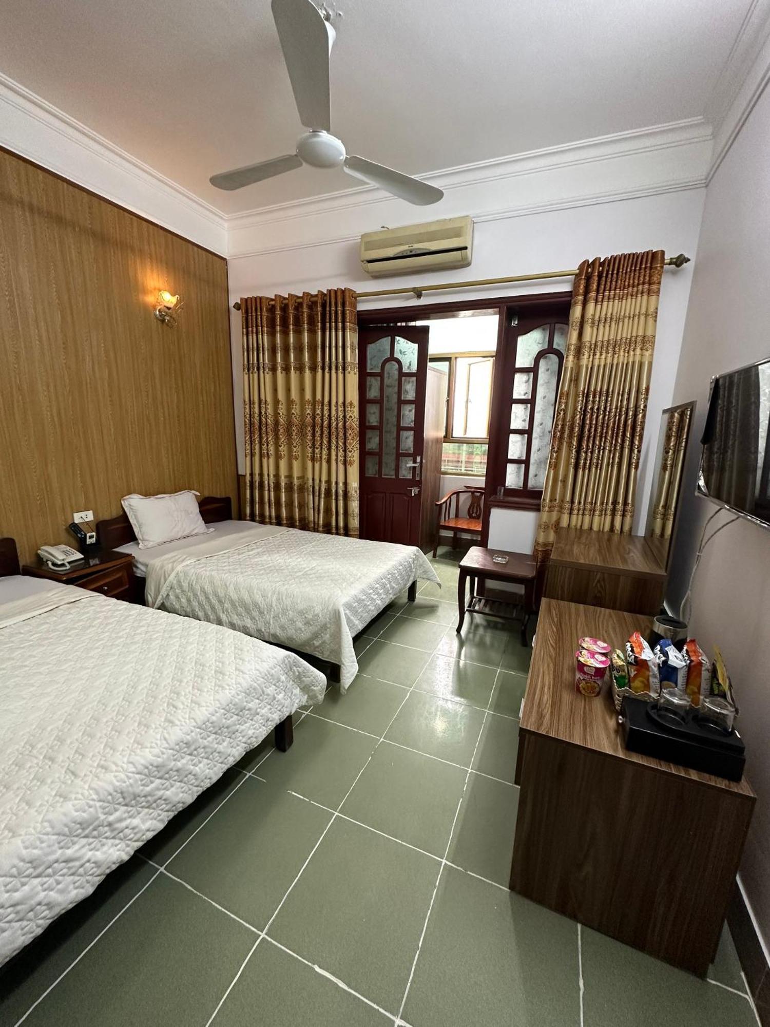 Nhat Tan Hotel 하노이 외부 사진